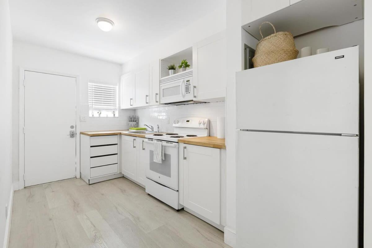 Charming 2 Bedroom Apartment In Victoria Park フォート・ローダーデール エクステリア 写真