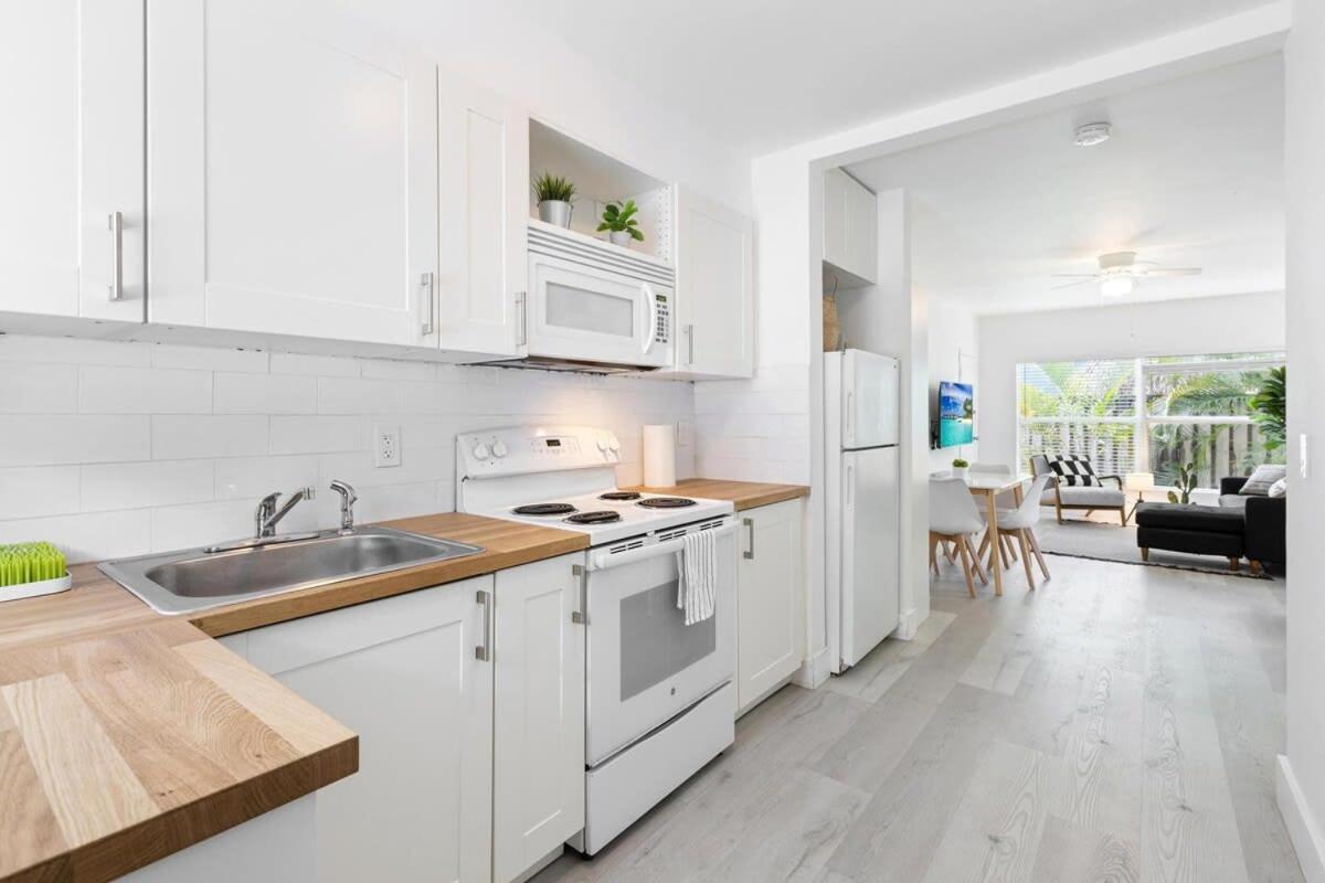 Charming 2 Bedroom Apartment In Victoria Park フォート・ローダーデール エクステリア 写真