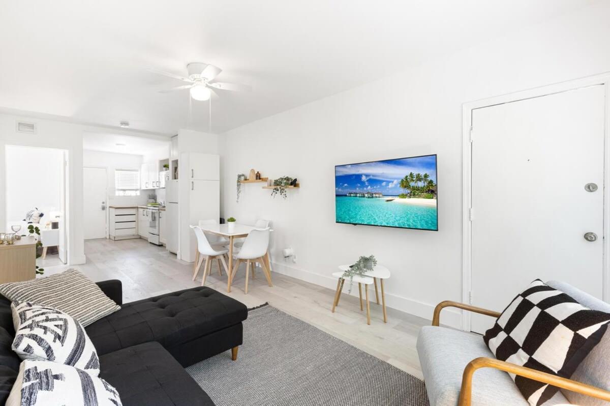 Charming 2 Bedroom Apartment In Victoria Park フォート・ローダーデール エクステリア 写真