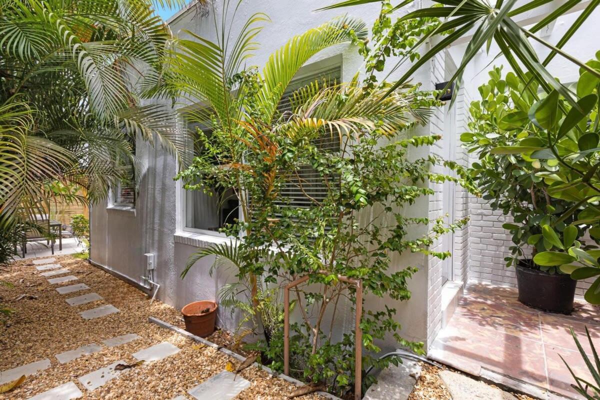 Charming 2 Bedroom Apartment In Victoria Park フォート・ローダーデール エクステリア 写真