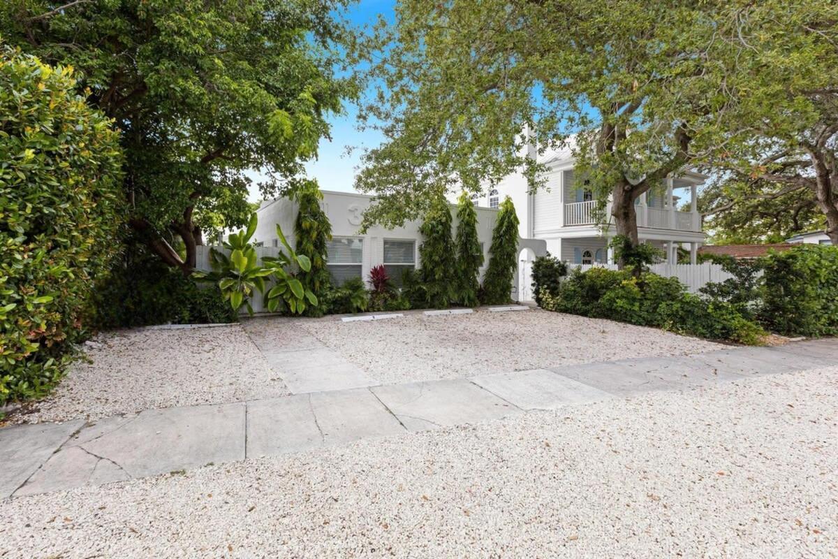 Charming 2 Bedroom Apartment In Victoria Park フォート・ローダーデール エクステリア 写真