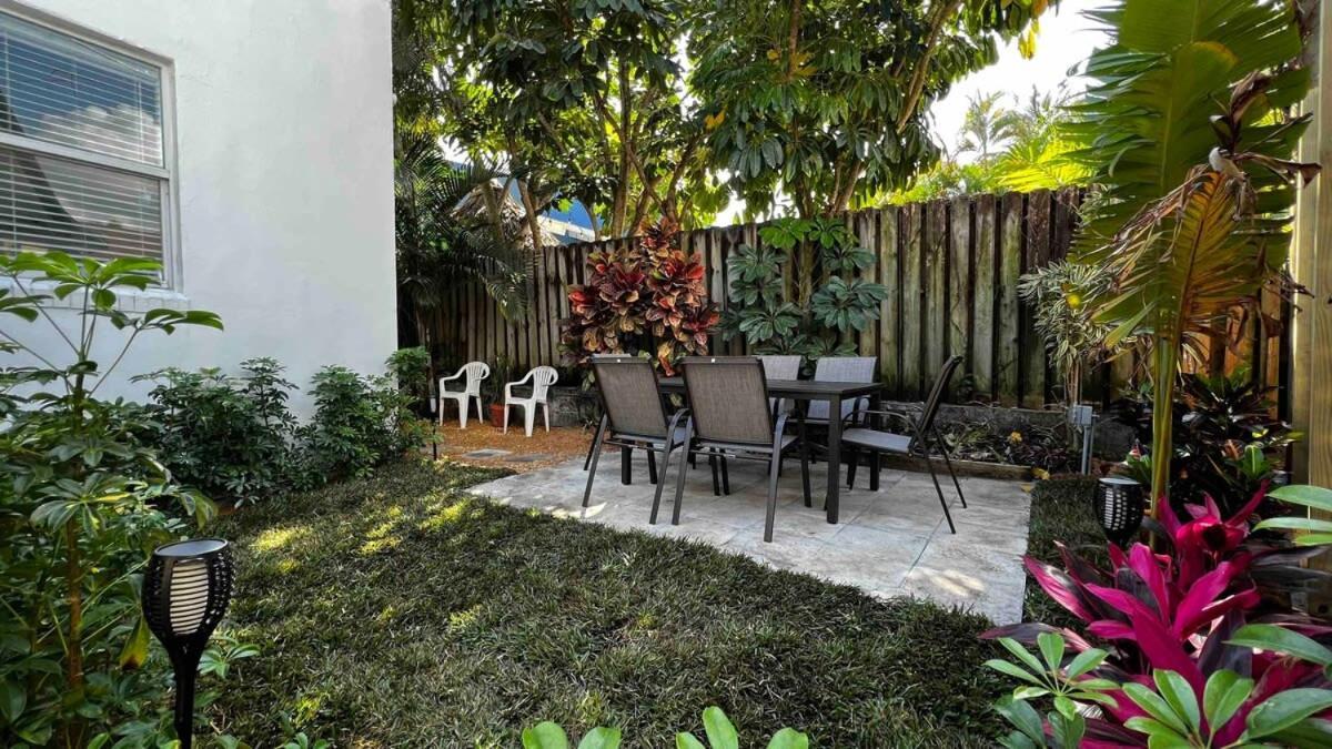 Charming 2 Bedroom Apartment In Victoria Park フォート・ローダーデール エクステリア 写真